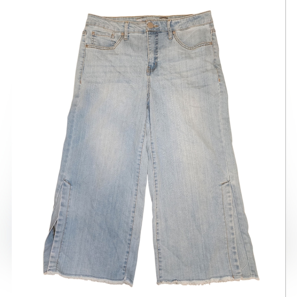 Seven7 High Rise Wide Leg Cropped Jeans with Side Slits – Size 8